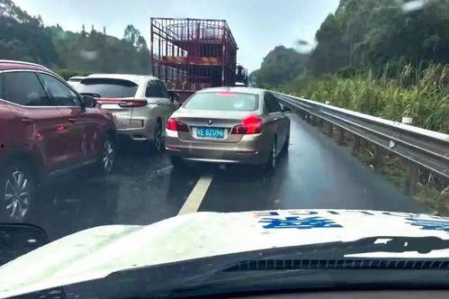 网友爆料高速飙车事件视频,速度与激情引网友热议  第3张 网友爆料高速飙车事件视频,速度与激情引网友热议  第3张