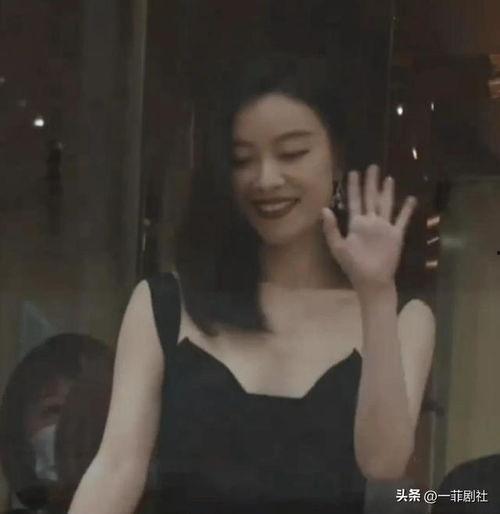 女主进入娱乐圈吃瓜,女主的吃瓜成长记  第2张 女主进入娱乐圈吃瓜,女主的吃瓜成长记  第2张