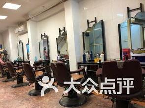 广州理发店最新爆料,最新潮流发型与剪发技巧大曝光  第2张 广州理发店最新爆料,最新潮流发型与剪发技巧大曝光  第2张